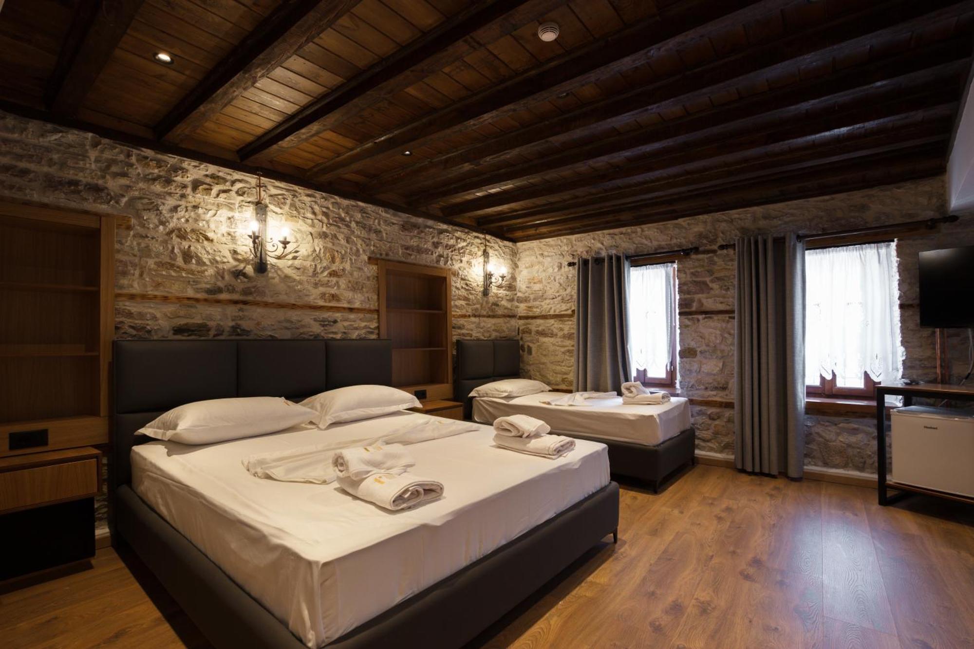 Furra Hotel Gjirokastër Exterior foto
